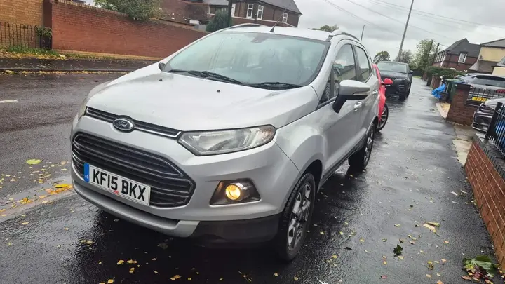 Ford Ecosport 2015 photo 2