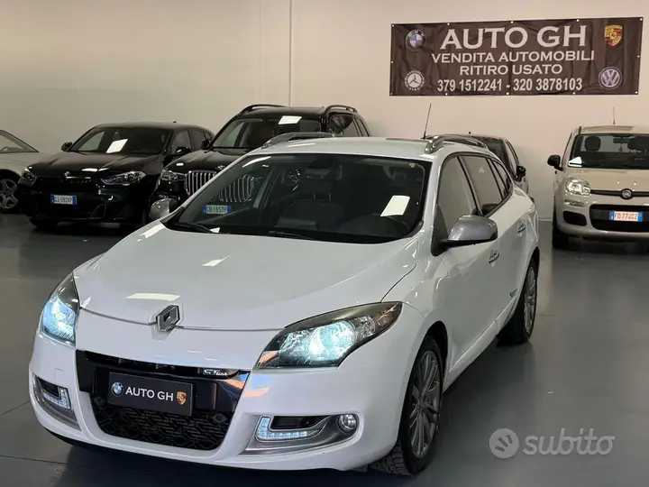 Renault Megane 2012 photo 2