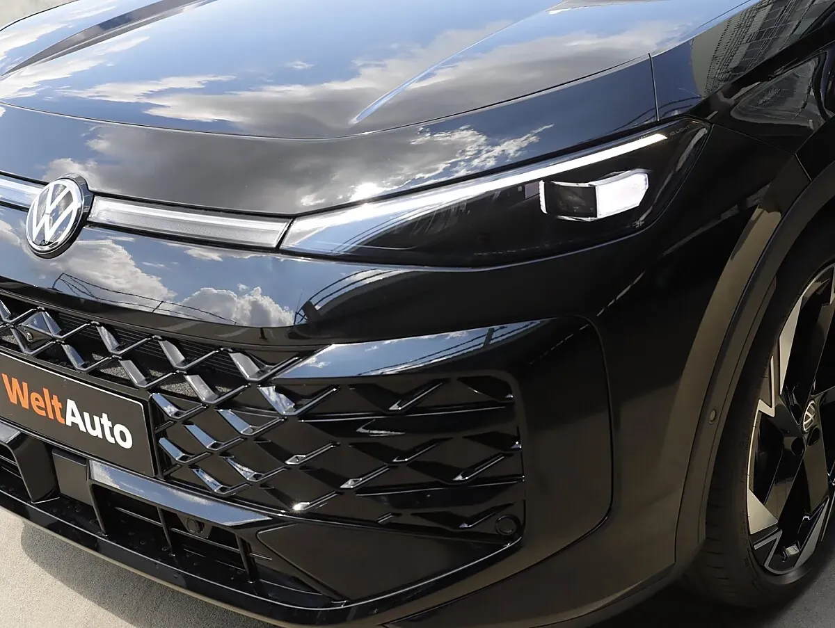 Volkswagen T-Roc R-Line Etsi Dsg 2026 photo 3