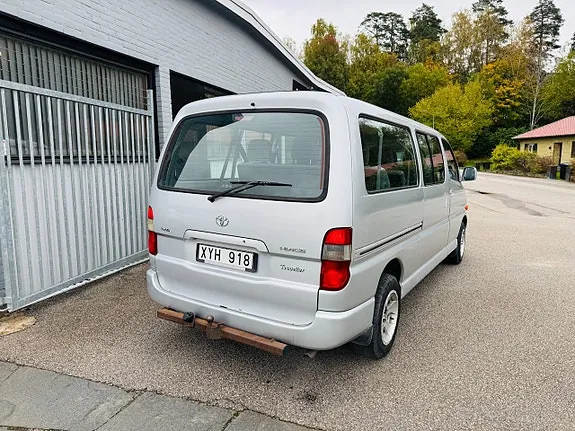 Toyota Hiace 2006 photo 3