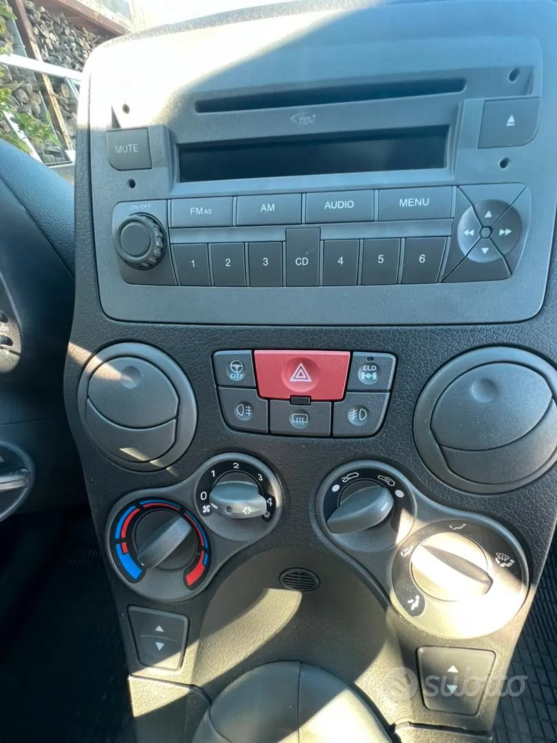 Fiat Panda 2011 photo 5