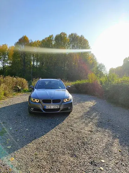 BMW 320I