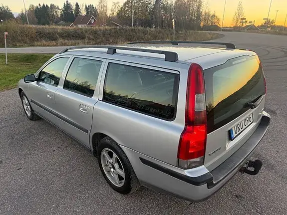 Volvo V70 2004 photo 5