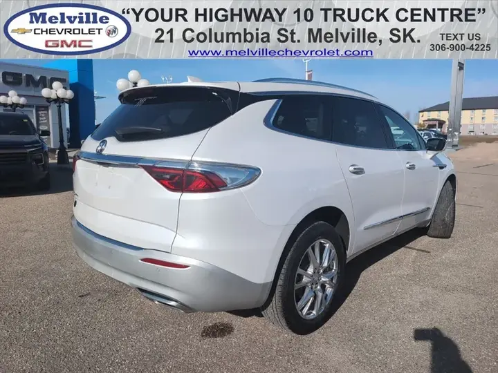 Buick Enclave 2024 photo 3