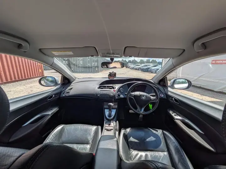 Honda Civic 2011 photo 3