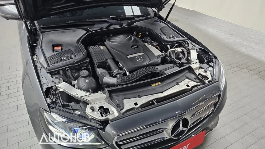 Mercedes-Benz E-Class 2016 photo 2