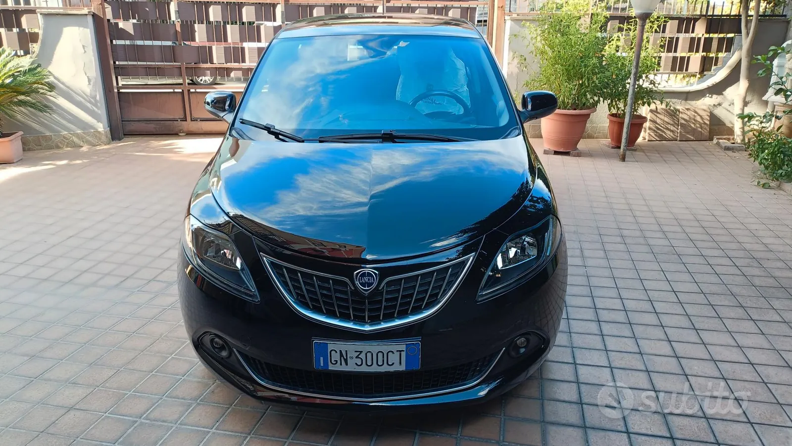 Lancia Ypsilon