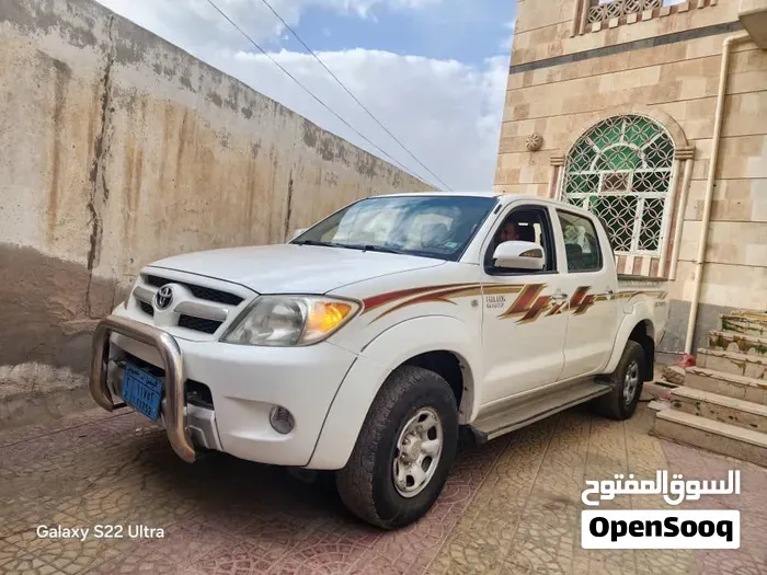 Toyota Hilux 2008 photo 2