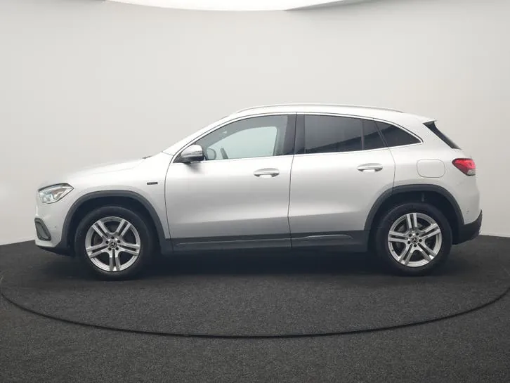 Mercedes-Benz Gla 2020 photo 2