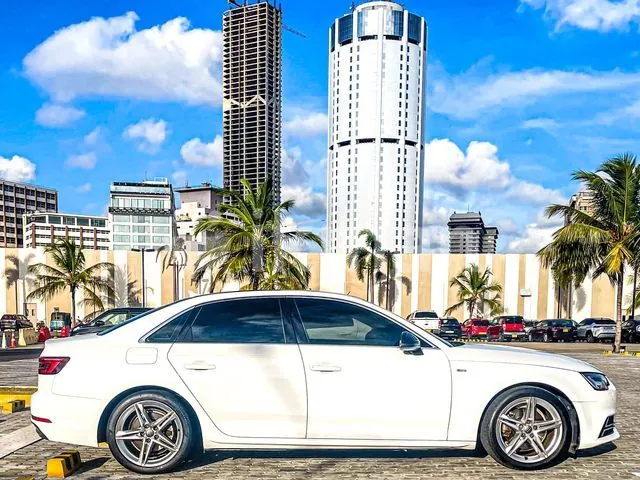 Audi A4 2017 photo 5