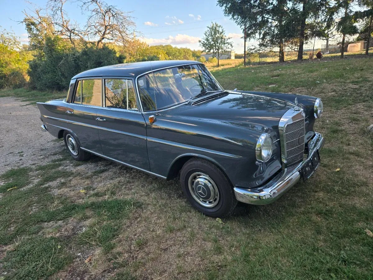 Mercedes-Benz Sonstige 1964 photo 2