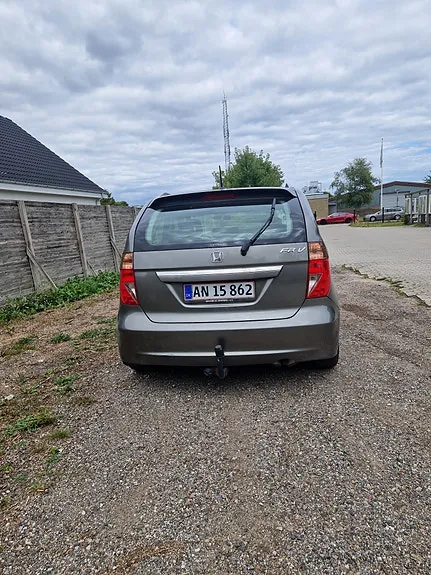 Honda Fr-V 2007 photo 4