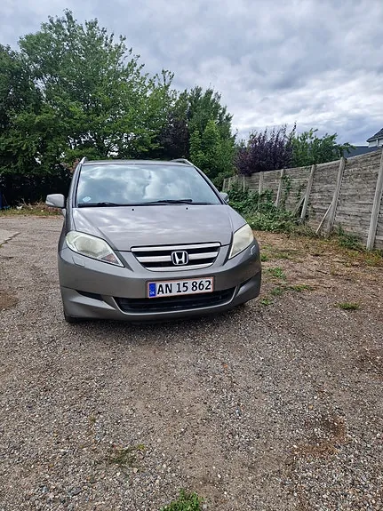 Honda Fr-V 2007 photo 2