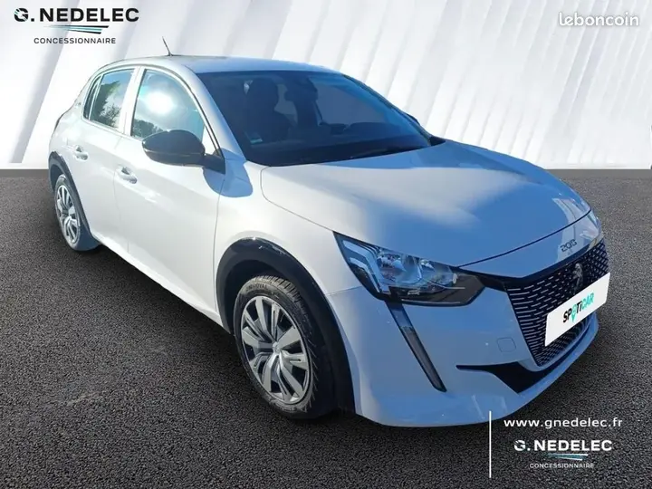 Peugeot 208 2023 photo 3