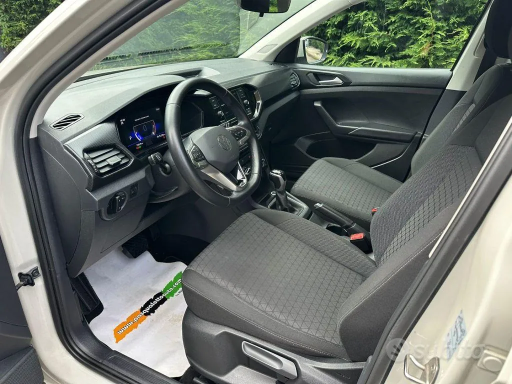 Volkswagen T-Cross 2023 photo 5