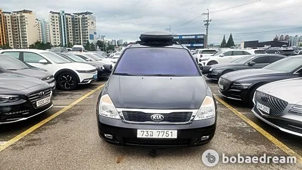 Kia Grand Carnival