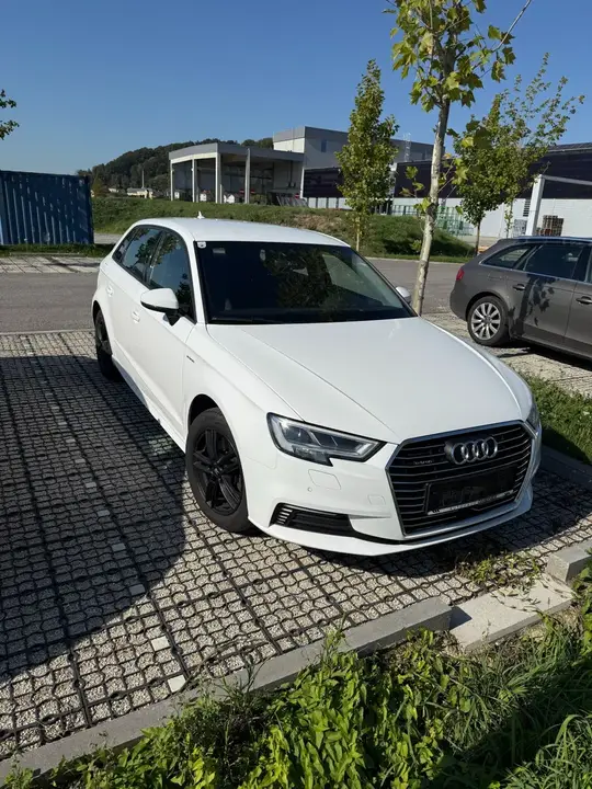 Audi A3 Sportback 2017 photo 2
