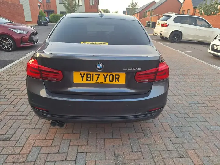 BMW 3 Series 2017 photo 3