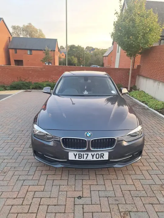 BMW 3 Series 2017 photo 2