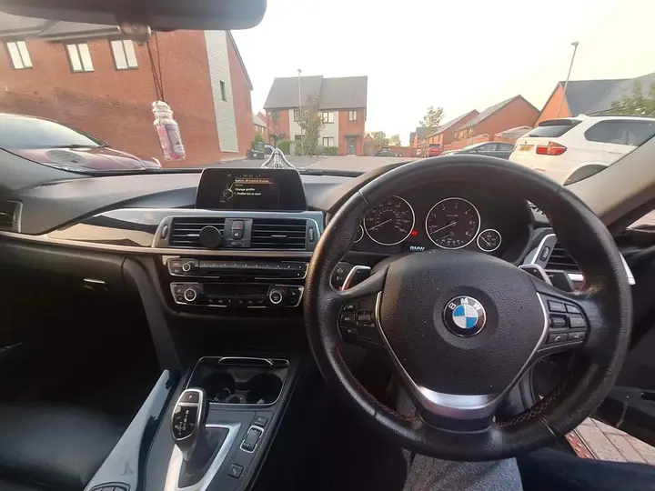 BMW 3 Series 2017 photo 4