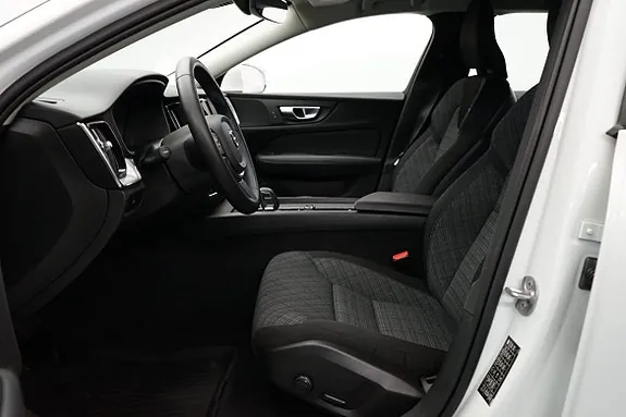 Volvo V60 2024 photo 5