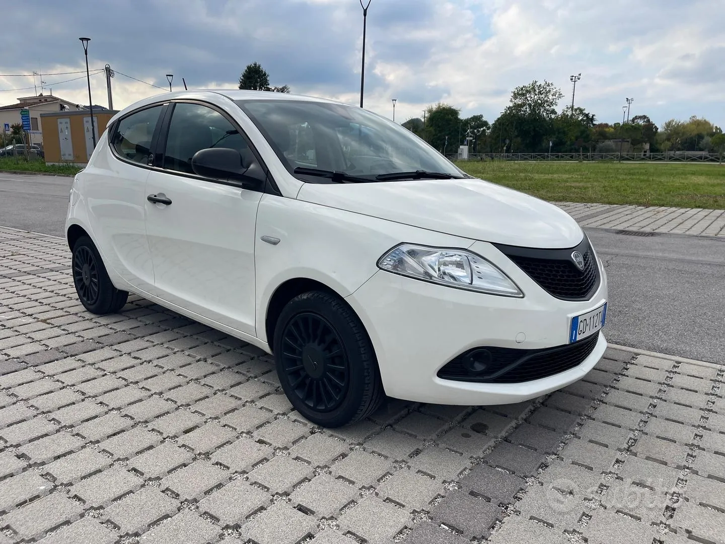 Lancia Ypsilon 2021 photo 3