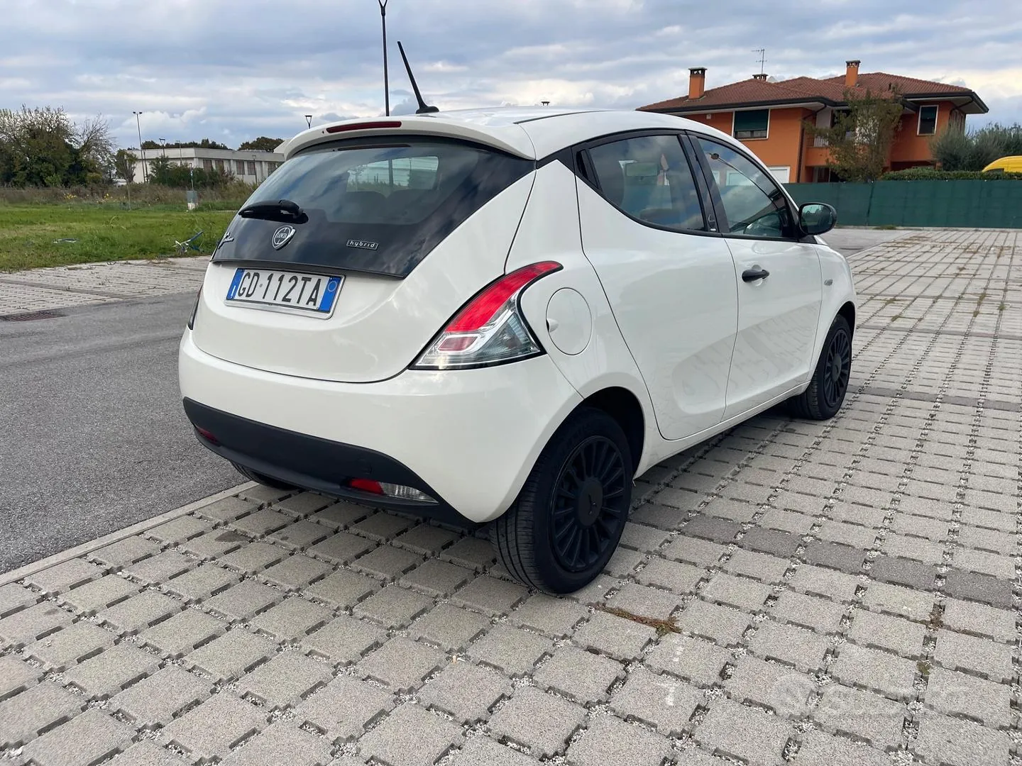 Lancia Ypsilon 2021 photo 4