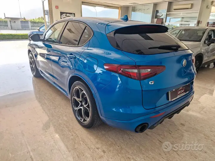 Alfa Romeo Stelvio 2022 photo 2