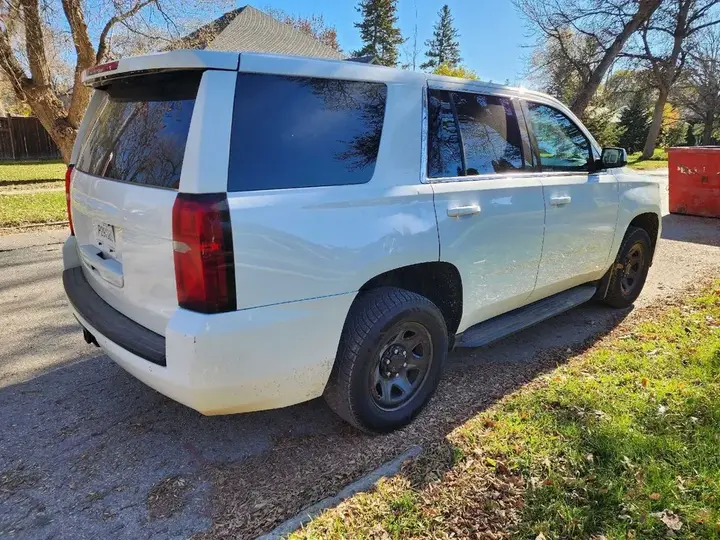 Chevrolet Tahoe 2018 photo 3