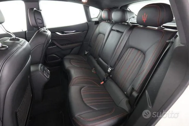 Maserati Levante 2023 photo 3