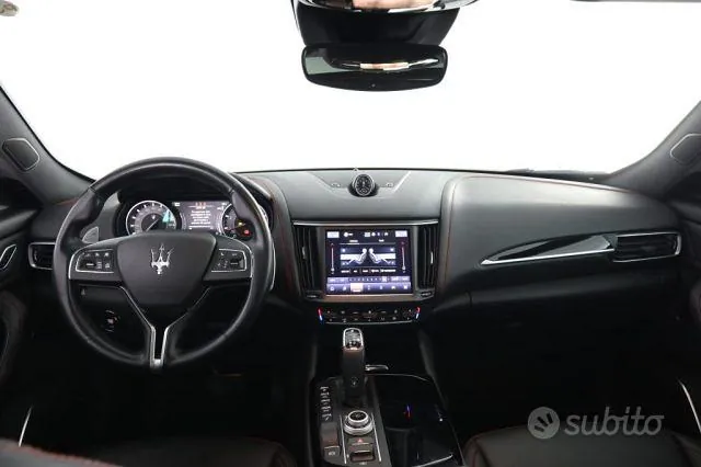Maserati Levante 2023 photo 4