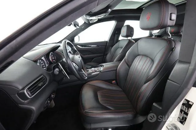 Maserati Levante 2023 photo 2