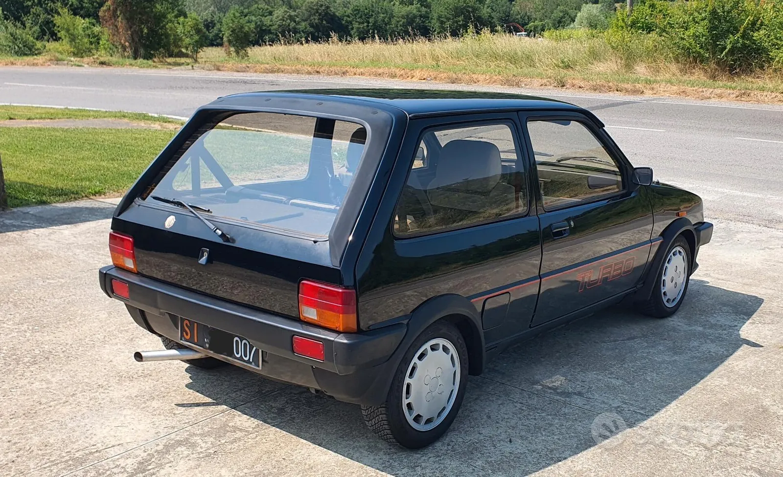 MG Metro Turbo 1984 photo 5