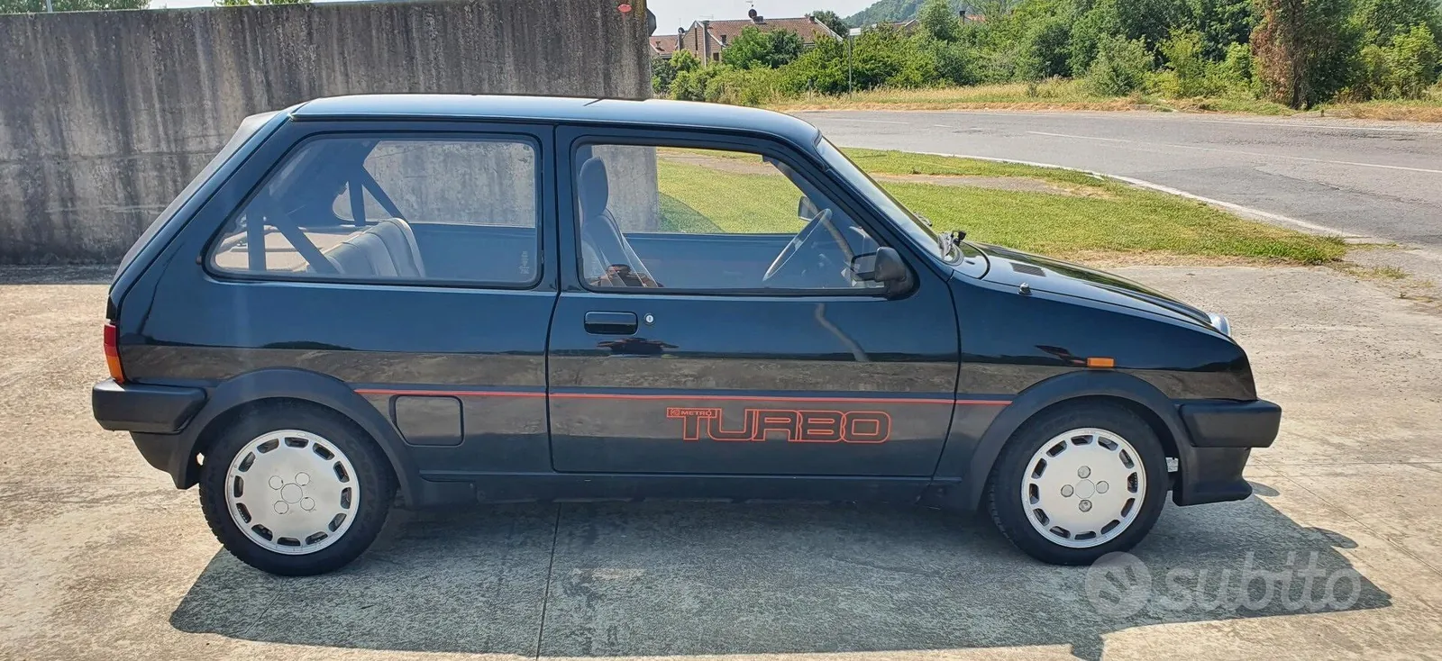 MG Metro Turbo 1984 photo 4
