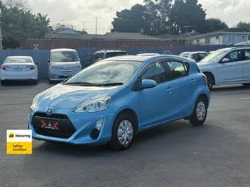 Toyota Aqua 2015 photo 4