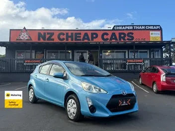 Toyota Aqua 2015 photo 2