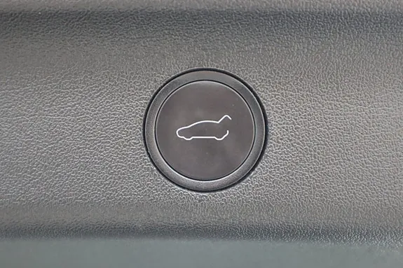 Tesla Model Y 2024 photo 5