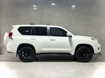Toyota Land Cruiser Prado 2013 photo 3