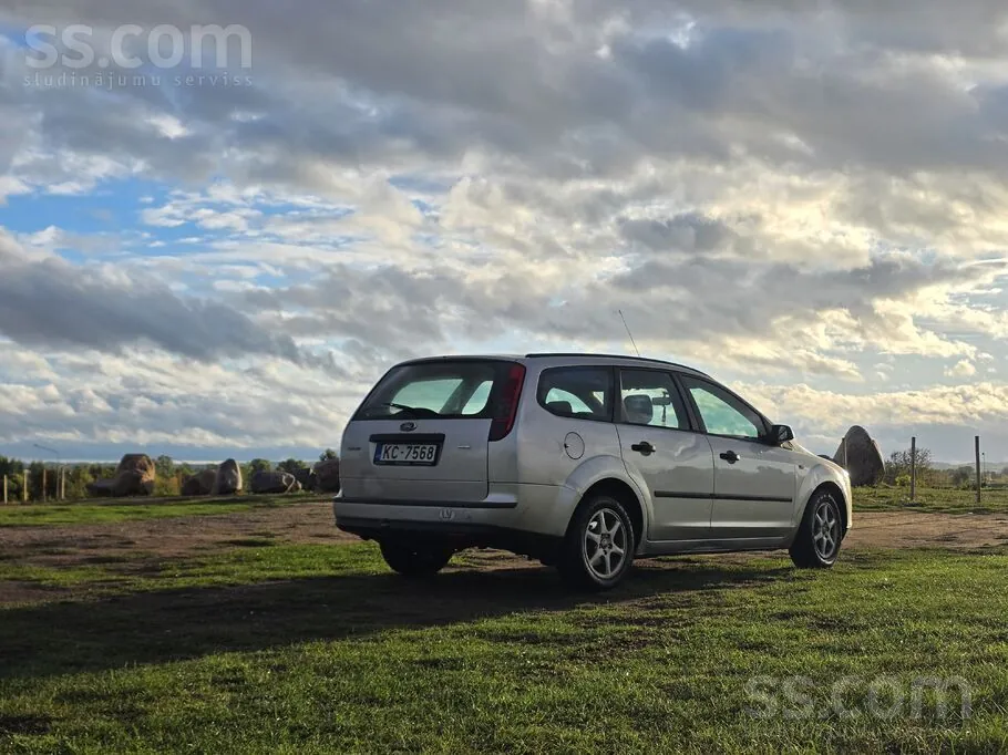 Ford Focus 2006 photo 3