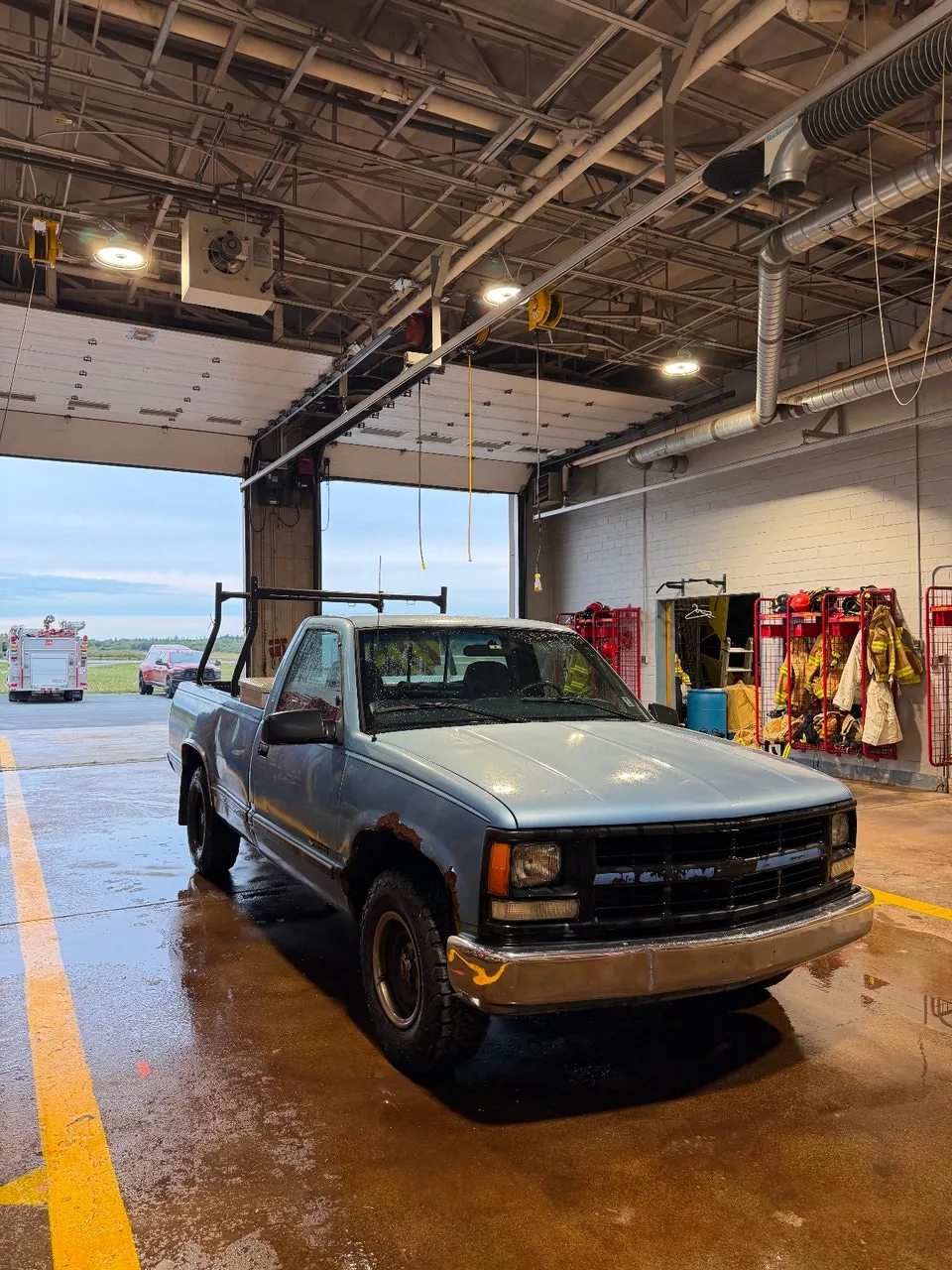 Chevrolet K2500 1997 photo 3