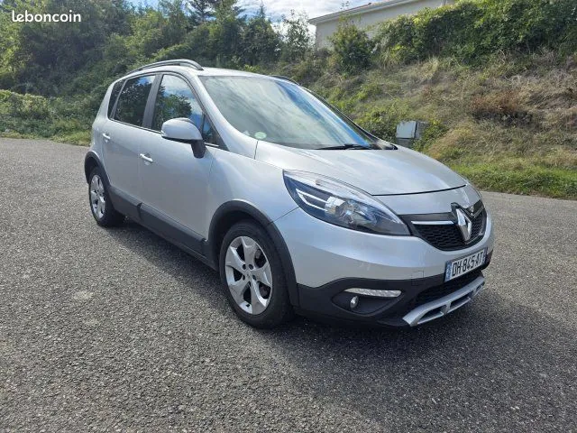 Renault Scenic 2015 photo 2
