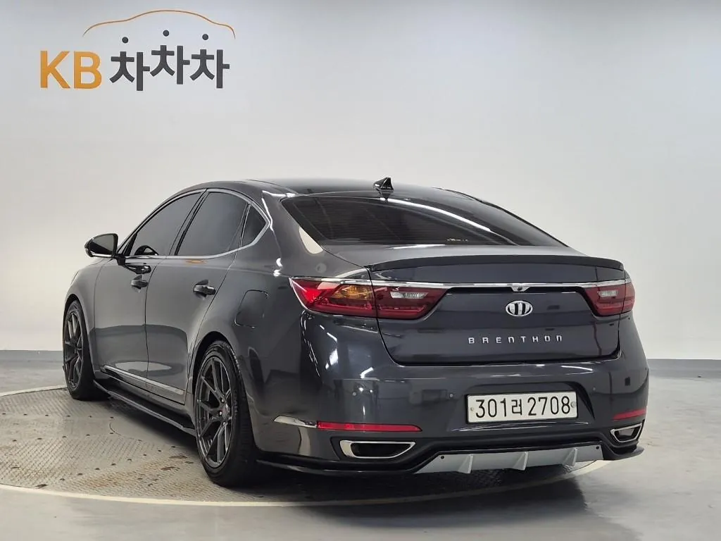 Kia K7 2017 photo 2