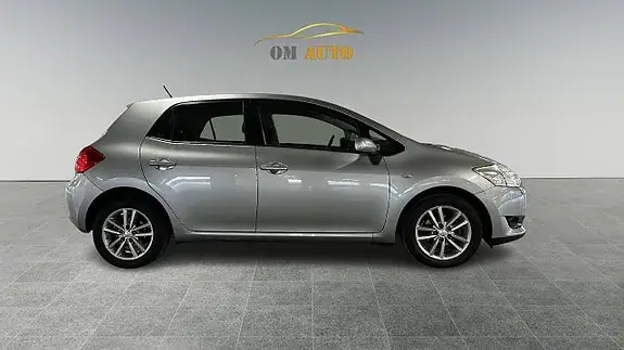 Toyota Auris 2008 photo 3