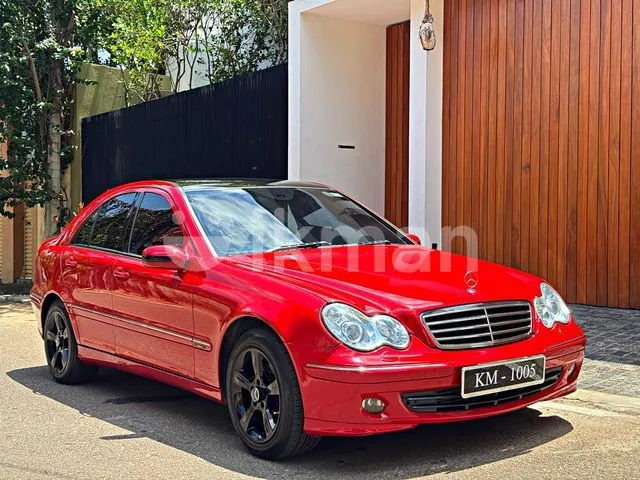 Mercedes-Benz C180 2010 photo 2