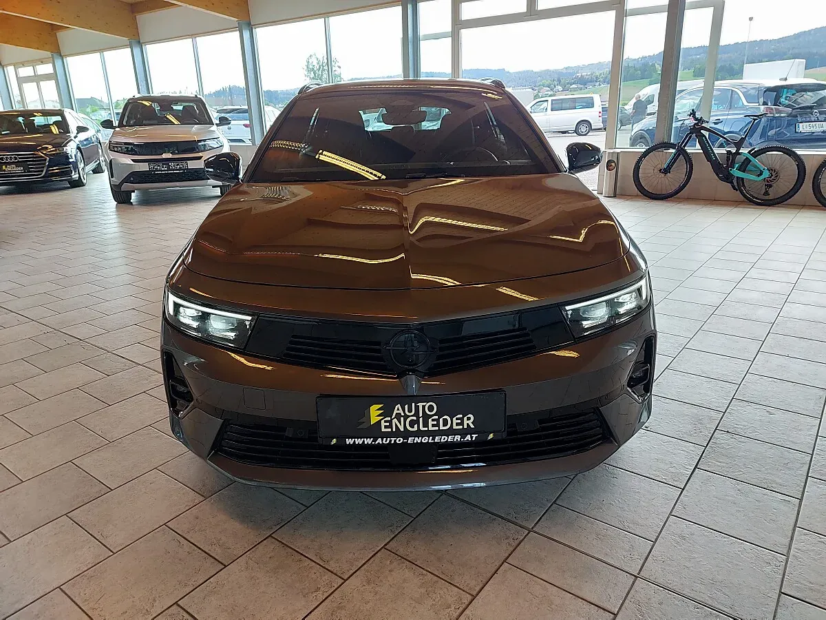 Opel Astra 2025 photo 2