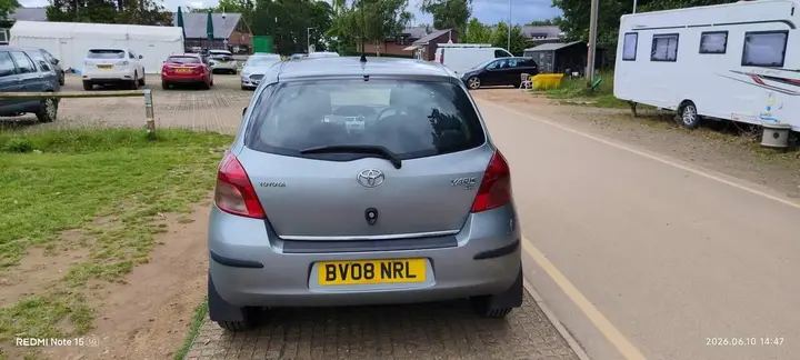 Toyota Yaris 2008 photo 2