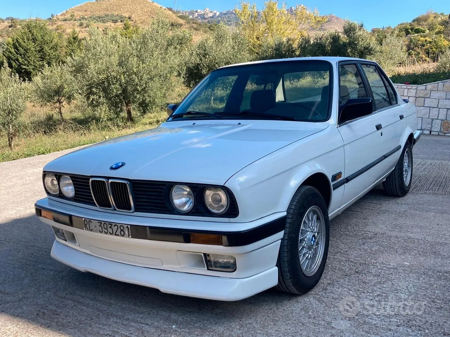 BMW 316I 1988 photo 2