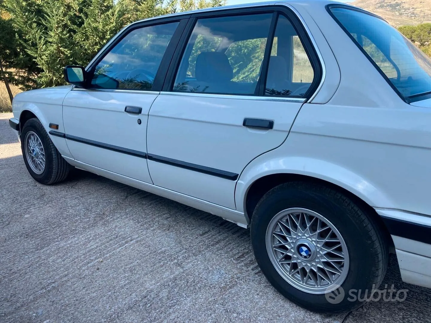 BMW 316I 1988 photo 3