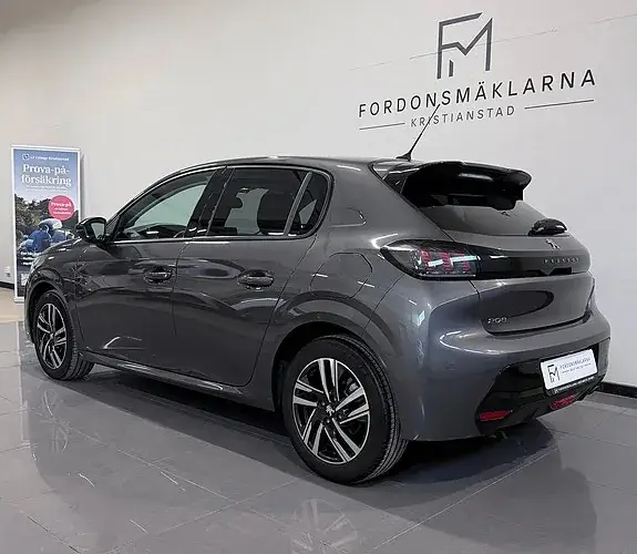Peugeot 208 2023 photo 3
