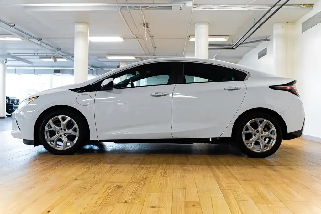 Chevrolet Volt 2019 photo 3
